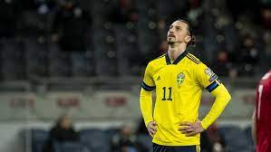 Zlatan ibrahimović (malmo, 3 de outubro de 1981) é um futebolista sueco que atua como centroavante. Prometio Y Cumplio Ibrahimovic Canto Por Primera Vez El Himno De Suecia Tyc Sports