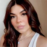 Rose Valdes's Instagram, Twitter & Facebook