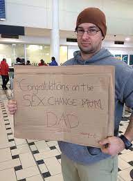 Indeed, for the families, friends, and colleagues who make these funny airport signs of welcoming home, the flyer has a different tone altogether, though they don't miss out on the quintessential message of welcome. 48 Funny Airport Signs That Went Above And Beyond Welcome Back
