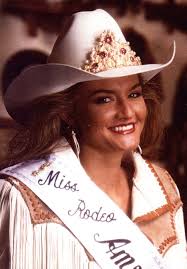 Another day in our #WomenInRodeo week to comment your favorite woman in  Rodeo to win an apparel prize pack! Thank you to all of the women who have  such a huge impact