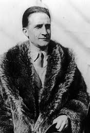 A bienal de são paulo (antiga bienal internacional de arte de são paulo) é uma exposição de artes que ocorre a cada dois anos na cidade de são paulo, desde 1951. Marcel Duchamp Wikipedia