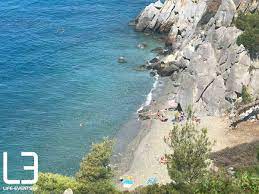 Jun 15, 2021 · εγώ και η mirablue residence είμαστε έτοιμοι να σας υποδεχτούμε. Thes H Monaxikh Paralia Ths Xalkidikhs Opoy H Almyra Ths 8alassas Enwnetai Me Ta 8erma Iamatika Nera Binteo Fwto