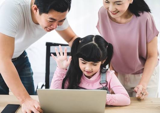Singaporean parents open up about the biggest struggles they face with  their children's education, Lifestyle News - AsiaOne
