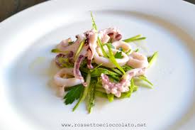 Maybe you would like to learn more about one of these? Insalata Di Calamari Con Zucchine E Colatura Di Alici Video Ricetta Rossetto Cioccolato