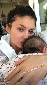 Bath time, kylie captioned a precious. Kylie Jenner Shows Her Freckles On Instagram Story Popsugar Beauty