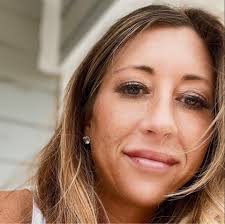 Looking for a handyman to do some side work... nothing too major. Someone  to measure and install new blinds and take down the old ones, patch some  holes in the walls... and