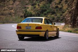 Image result for Daytona Yellow 1994 Reliant
