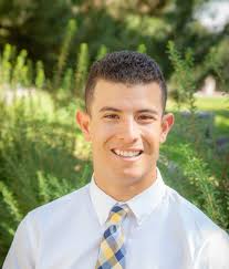 Cris Chacon's Instagram, Twitter & Facebook