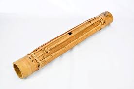 Alat musik yang dimainkan dengan cara ditabuh dengan stik kayu ini merupakan salah satu alat musik yang sering dianggap sakral. Mengulas 15 Alat Musik Tradisional Kalimantan Barat Secara Lengkap
