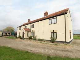 Grange Farmhouse In 2020 Norfolk Cottages Cottage Holiday Cottages To Rent