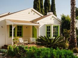 29 Exterior House Colors That Will Add Major Curb Appeal In 2026 |  Architectural Digest