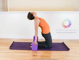 The camel pose is based around a large back bend, putting all levels of the spine into full extension. How To Modify Camel Pose And Avoid Hurting Yourself