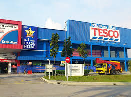 Looking for a place to exchange your currencies? Tesco Setia Alam