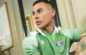 Janice MacDougall: Llamativo trabajo artesanal con telas y puntadas