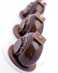 Nouveaute Pour Les Prochaines Masterclass Petits Gateaux Elegance Biscuit Financier Chocolat Croustillant Caracrackine Confit Framboises Cremeux Choco