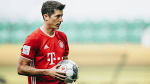 See all of robert lewandowski's fifa ultimate team cards throughout the years. Bundesliga I Can Stay At This Level For Years Bayern Munich S Robert Lewandowski