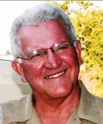 Robert Borden's Instagram, Twitter & Facebook