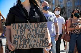 Aconteceu hoje por volta da uma da tarde. Negar O Racismo E Racismo Homenagem A Bruno Cande Junta Centenas No Porto Portugal Sabado