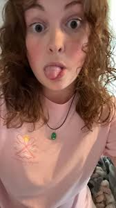 Hey everyone! I've had several new faces join my group that I don't know  and i'm sure they don't know me as well, so i'd like to introduce myself!  My name is