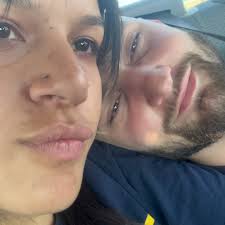 Hola! Hi! Hello! 💖 IIIII have had quite the past 6 months. Is that the  correct way of forming that sentence in English??? Idk. Well, anyways:  Community. Beautiful people. Love. Warmth. Music. Art. I ...