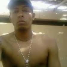 Listen to La Melodia Perfecta Feat Gustavo Elis