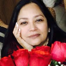 Jacqueline Briceno (@JBricenoActing)