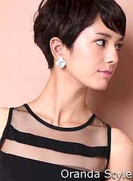 Gambar perempuan rambut pendek jika anda sedang mencari beberapa model gaya rambut pendek terbaru yang lucu dan imut lihat disini. 10 Gaya Rambut Pendek Yang Comel Untuk Wanita Asian 2021