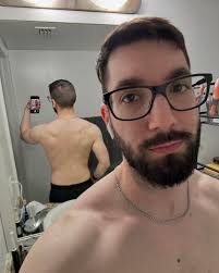 I don't think I've ever posted a picture of my back. In fact, I don't  really look at my back that often. Aside from the pimple, I think it's  looking mighty good