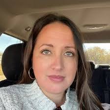 Sarah Huls's Instagram, Twitter & Facebook