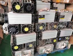 Having powerful centralized mining management features, awesome miner supports more than 50 mining engines, such as ccminer, bminer, xmrig. China Pre Order Cheetah Miner F5i 60t F5m 53t F5 40t Sha 256 Bitcoin Miner Cryptocurrency Mining Machine On Global Sources Bitcoin Mining Rig Machine Bitcoin Machine Bitcoin Coin Machine