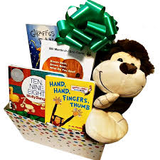 The baby shower book is the essential guide to hosting a baby shower, full of organization tips and plenty of crafty inspiration! Trendy Baby Shower Gift Basket With Books