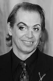 Her hair is harlow bbgold bette davis eyes was written in 1974 by jackie deshannon (music) & donna weiss (lyrics). Steve S Got Bette Davis Eyes Nobody Puts Baby In A Horner