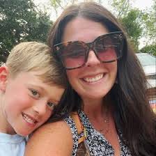 Kylie Floyd (kyliedillfloyd)