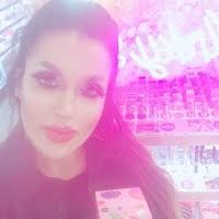 Melissa Doak's Instagram, Twitter & Facebook