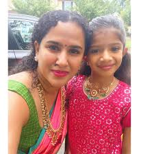 Master blaster Sachin Tendulkar makes his Mom n wife feel special