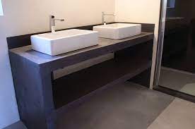 Quand on s'attaque au ménage de la salle de bains, s'il y a un élément. Concrete Interiors Diy Bathroom Bathroom
