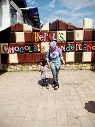 The the music museum (gps: Lawatan Ke Kilang Coklat Beryl S Jepun Mari