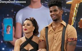 May 31, 2021 · em mais uma rodada da super dança dos famosos, quadro do domingão do faustão, paolla oliveira e viviane araújo mostram todo o gingado nos estilos forró e rock. Former Teacher Of Viviane Araujo Accuses Globo Of Lying They Wanted To Blame Me Entertainment Prime Time Zone