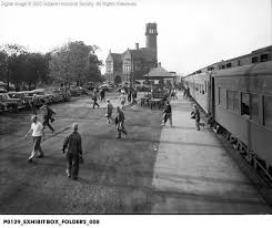 Defense Train Arriving At Union Station In Terre Haute Indiana 1942 Terre Haute Terre Haute Indiana Vigo County