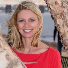 Robin Stockton's Instagram, Twitter & Facebook