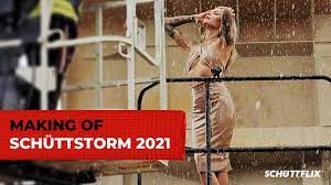 In 2010, she was ranked as 'fhm' magazine's third sexiest women. Hinter Den Kulissen Schuttflix Kalender 2021 Long Version Youtube