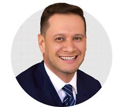 Advisors & Professionals