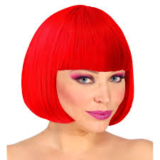 Bobline pruik lou lou in het rood voor een kleurrijk ...