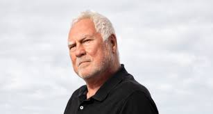 85 resultaten voor 'cesar zuiderwijk'. Golden Earring Drummer Cesar Zuiderwijk Reageert Op Eerbetoon Linda Nl