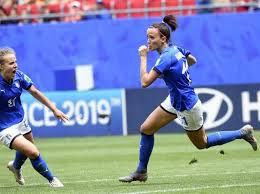 Ne rappresenta le società e le associazioni sportive dilettantistiche, comprese quelle di calcio femminile, calcio a 5 e beach soccer, organizzandone i campionati attraverso le sue strutture. La Crescita Del Calcio Femminile In Italia Il Regista Arretrato