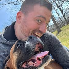 Swimming with gentle giants in Derawan Island, Ecuador 🇪🇨 📸  @travisburkephotography