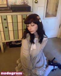 Dolly Monroe  dollymonroe  porcelainmilkbottle  sleepylittledolly Гола  изтичане OnlyFans снимка 14 - Nudogram v2.1