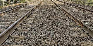 Pendant trois mois, les syndicats appellent les salariés de la sncf à cesser le travail deux jours par semaine tous les cinq jours. Sncf Une Journee Sans Cheminots Pour La Greve Du 12 Juin Kelbillet