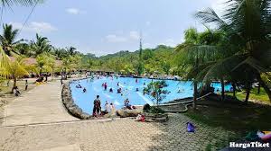 Tempat wisata di purwokerto banyumas yang lagi hits 2021 small world selain baturaden pantai baru terbaru.11. Wahana Harga Tiket Masuk Dream Land Water Park Ajibarang 2021