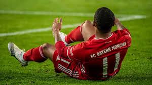 The best goals from bayern returnee douglas costa sub now: Verletzungspech Beim Fc Bayern Douglas Costa Fallt Vorerst Aus Flick Der Nachste Schock Sportbuzzer De